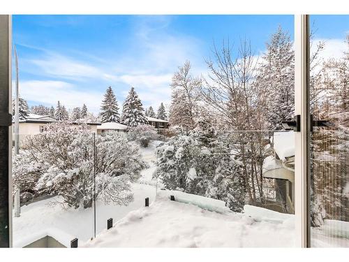 726 25 Avenue Nw, Calgary, AB - Outdoor