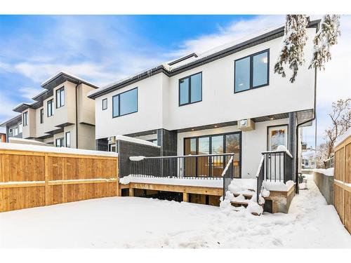 726 25 Avenue Nw, Calgary, AB - Outdoor