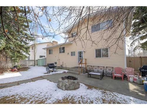 4448 Brentwood Green Nw, Calgary, AB - Outdoor With Exterior
