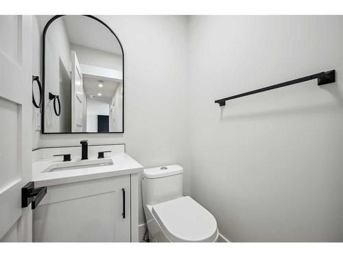 36 Maple Court Crescent Se, Calgary, AB - Indoor Photo Showing Bathroom