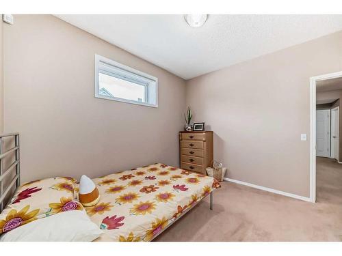 4 Martha'S Meadow Place Ne, Calgary, AB - Indoor Photo Showing Bedroom