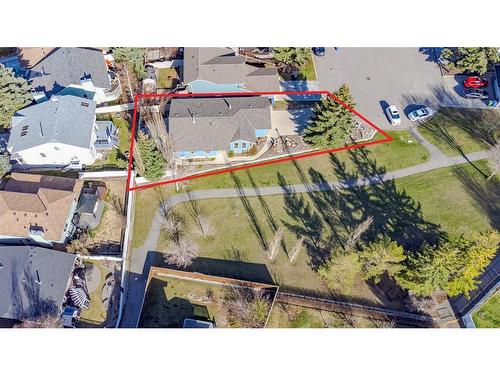 216 Sanderling Place Nw, Calgary, AB - Outdoor