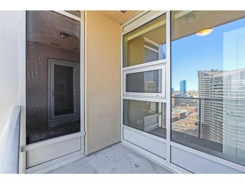 2205-211 13 Avenue Se, Calgary, AB - Outdoor With Balcony With Exterior
