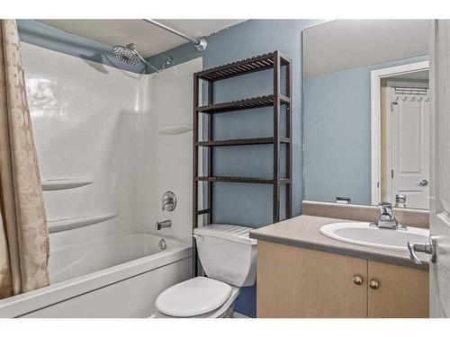 203-180 Kananaskis Way, Canmore, AB - Indoor Photo Showing Bathroom
