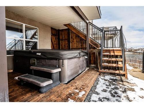1518 High Park Drive Nw, High River, AB - Outdoor With Balcony With Exterior