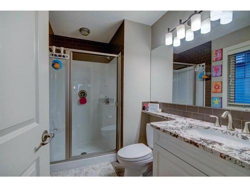 169 Chapala Point Se, Calgary, AB - Indoor Photo Showing Bathroom