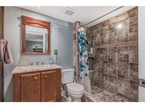 52 Riverbirch Road Se, Calgary, AB - Indoor Photo Showing Bathroom