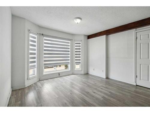 57 Martinview Crescent Ne, Calgary, AB - Indoor Photo Showing Other Room