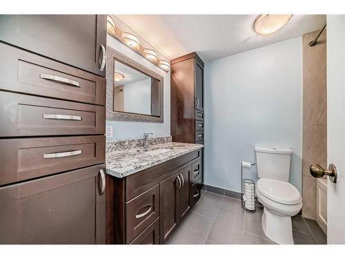 405-333 2 Avenue Ne, Calgary, AB - Indoor Photo Showing Bathroom