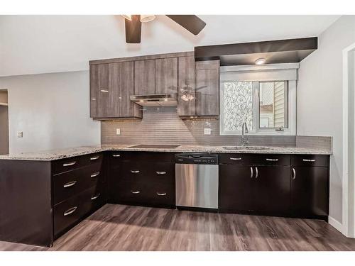 405-333 2 Avenue Ne, Calgary, AB - Indoor Photo Showing Kitchen With Upgraded Kitchen