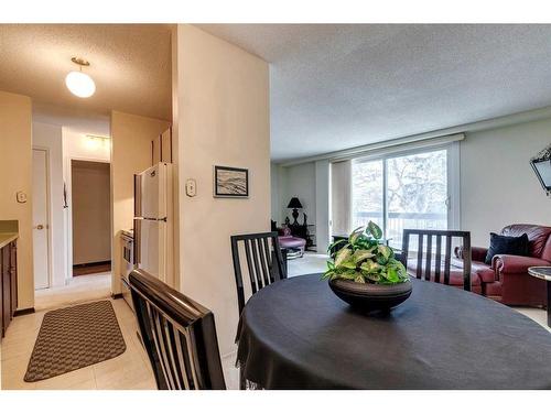 304-315 Heritage Drive Se, Calgary, AB - Indoor Photo Showing Dining Room