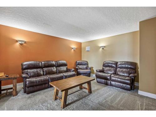 86 Chapala Crescent Se, Calgary, AB - Indoor Photo Showing Living Room