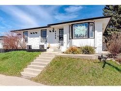 4008 Doverview Drive SE Calgary, AB T2B 1Y8