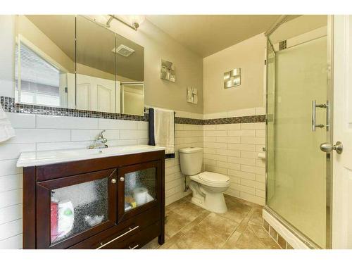 235053 Range Road 264, Rural Wheatland County, AB - Indoor Photo Showing Bathroom