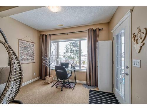 20 Panatella Manor Nw, Calgary, AB - Indoor Photo Showing Other Room