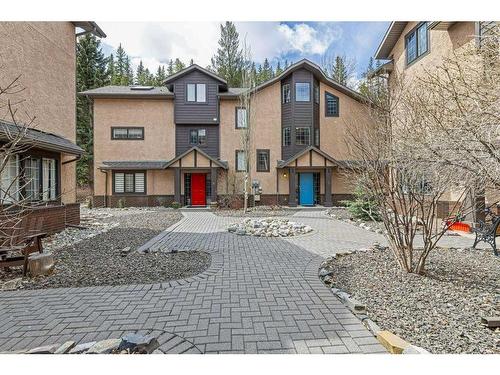 5-125 Rundle Crescent, Canmore, AB - Outdoor With Facade