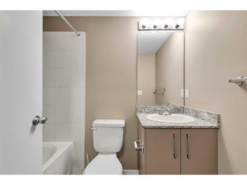 1205-4641 128 Avenue Ne, Calgary, AB - Indoor Photo Showing Bathroom