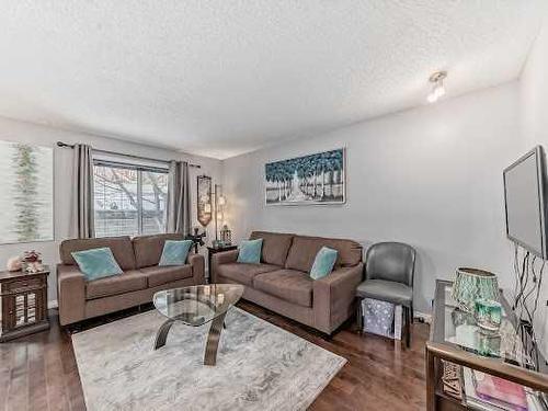 127 Hidden Creek Rise Nw, Calgary, AB - Indoor Photo Showing Living Room
