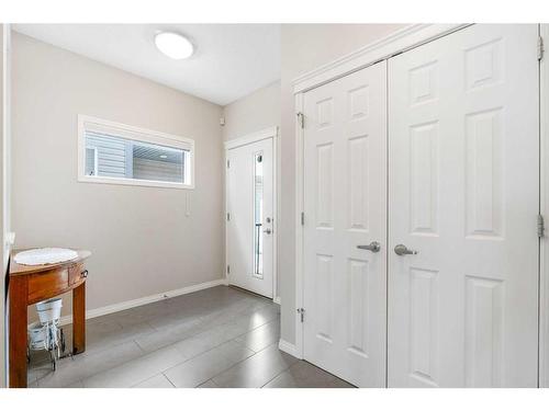 14 Walden Grove Se, Calgary, AB - Indoor Photo Showing Other Room