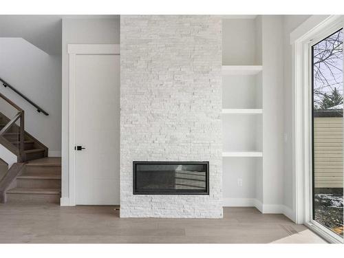 4615 70 Street Nw, Calgary, AB - Indoor With Fireplace