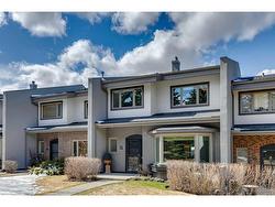 15-3203 Rideau Place SW Calgary, AB T2S 2T1