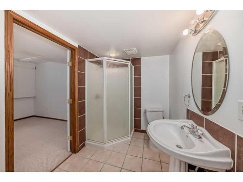 240 Arbour Ridge Way Nw, Calgary, AB - Indoor Photo Showing Bathroom