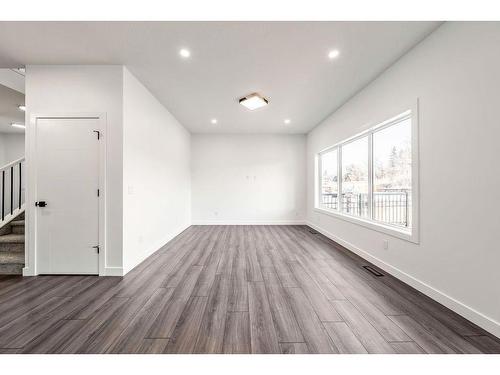 12 Lakewood Circle, Strathmore, AB - Indoor Photo Showing Other Room