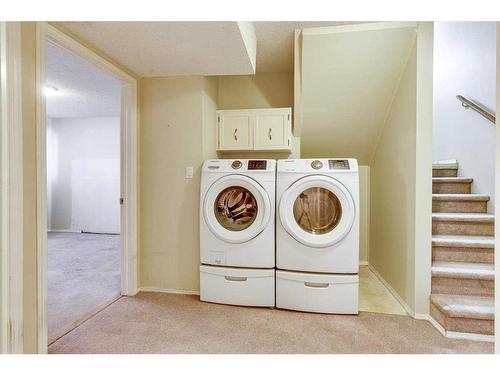 1-6314 58 Avenue, Red Deer, AB - Indoor Photo Showing Laundry Room