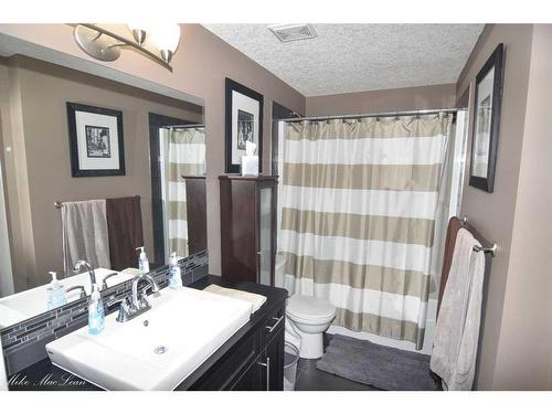 253 Tuscany Estates Rise Nw, Calgary, AB - Indoor Photo Showing Bathroom