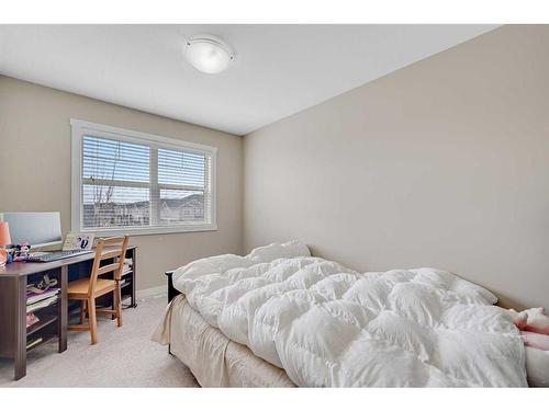 408 Skyview Ranch Grove Ne, Calgary, AB - Indoor Photo Showing Bedroom