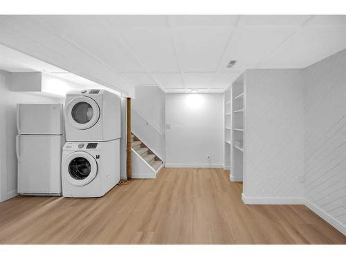 103 Castlegreen Close Ne, Calgary, AB - Indoor Photo Showing Laundry Room