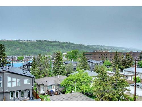 4423 Bowness Road Nw, Calgary, AB - Outdoor With View