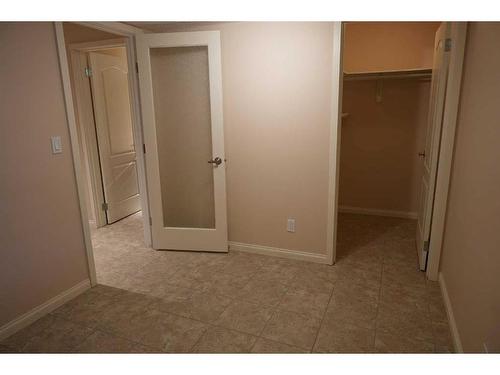183 Evansridge Circle Nw, Calgary, AB - Indoor Photo Showing Other Room