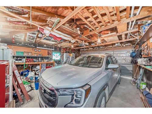 3816 Dover Ridge Drive Se, Calgary, AB - Indoor Photo Showing Garage