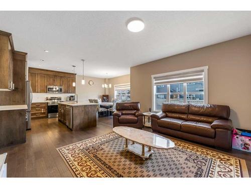 255 Baywater Way Sw, Airdrie, AB - Indoor Photo Showing Living Room