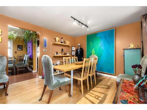 3712 66 Street Nw, Calgary, AB - Indoor Photo Showing Dining Room