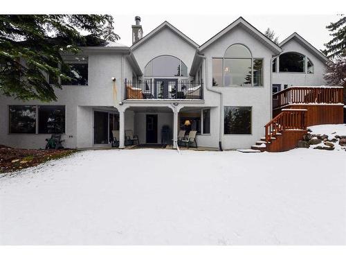 409 Wildwood Drive Sw, Calgary, AB - Outdoor With Facade