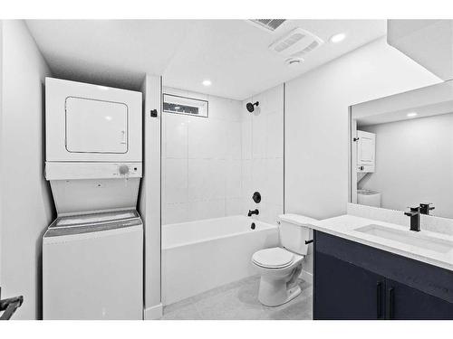 7645 & 7643 21A Street Se, Calgary, AB - Indoor Photo Showing Laundry Room