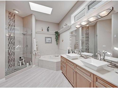 1105 Highland Green View Nw, High River, AB - Indoor Photo Showing Bathroom