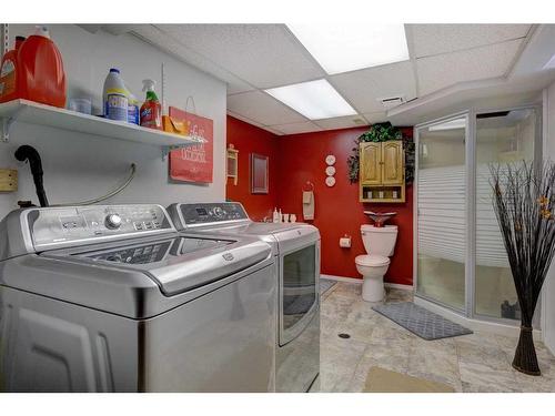 278 Chinook Drive, Vulcan, AB - Indoor Photo Showing Laundry Room