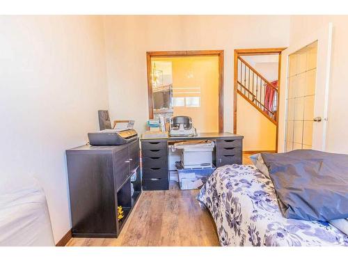 130 Topaz Gate, Chestermere, AB - Indoor Photo Showing Other Room