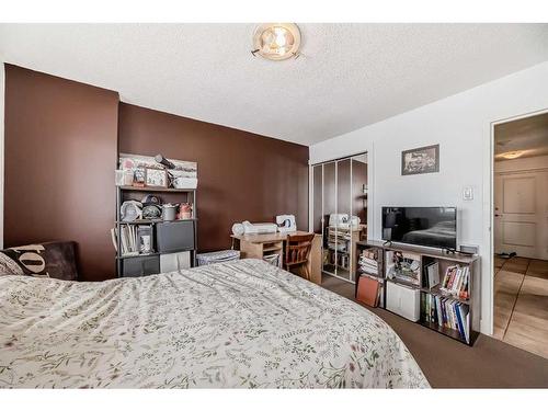301-1022 16 Avenue Nw, Calgary, AB - Indoor Photo Showing Bedroom