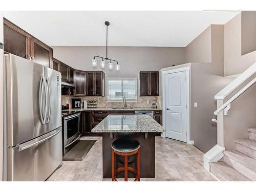 139 Carmel Close Ne, Calgary, AB - Indoor Photo Showing Kitchen With Upgraded Kitchen