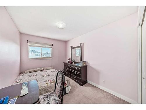 139 Carmel Close Ne, Calgary, AB - Indoor Photo Showing Bedroom