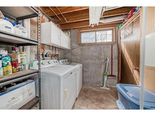 19 Falchurch Road Ne, Calgary, AB - Indoor Photo Showing Laundry Room