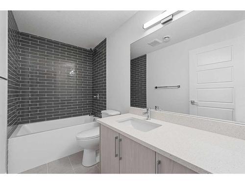 529 Corner Meadows Way Ne, Calgary, AB - Indoor Photo Showing Bathroom