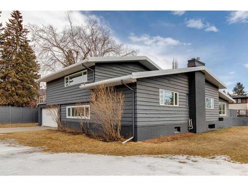 1316 34 Avenue Sw, Calgary, AB - Outdoor With Exterior