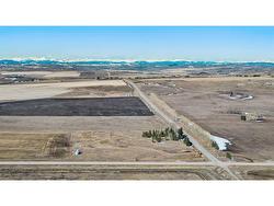 32025 242 Avenue WEST Rural Foothills County, AB T1S 5W1