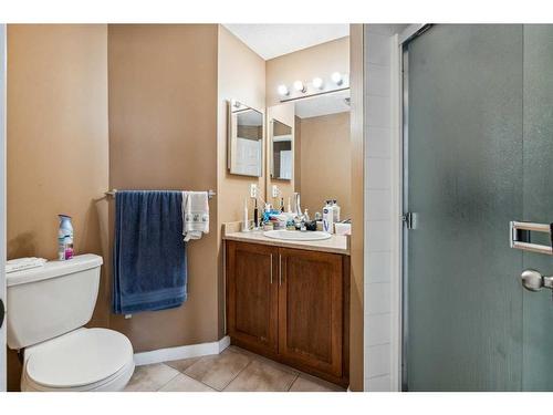1402-325 3 Street Se, Calgary, AB - Indoor Photo Showing Bathroom
