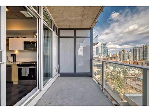 1010-1319 14 Avenue Sw, Calgary, AB - Outdoor With Balcony With Exterior